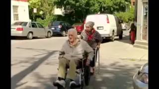 Rentner gehen über die Straße! [Versteckte Kamera]