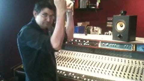 Steve Albini enjoying Neo (Jazz) - Neoclassico Recording Sessions