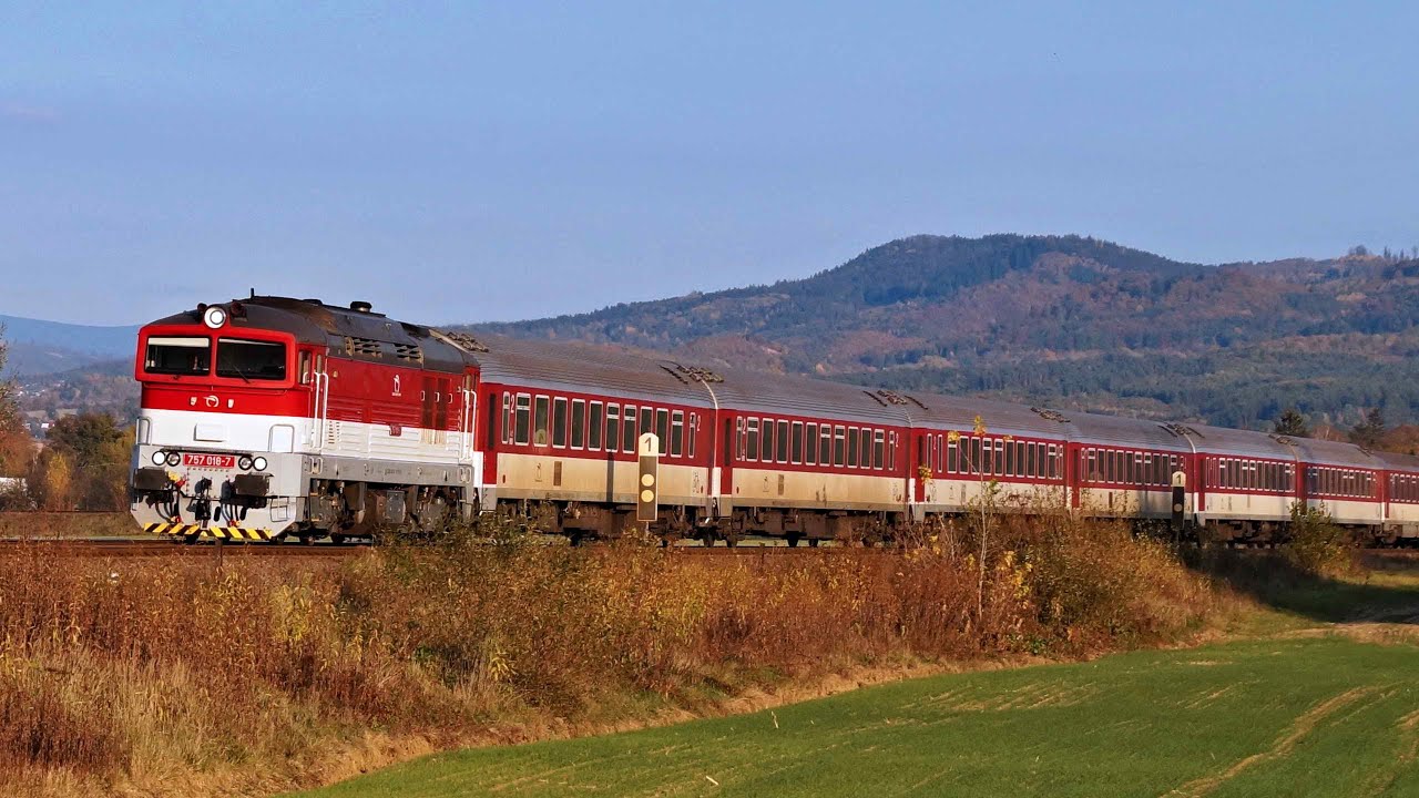 Vlaky Slovensko - ZSSK 757.018 REx 1726 Zobor na hornej Nitre