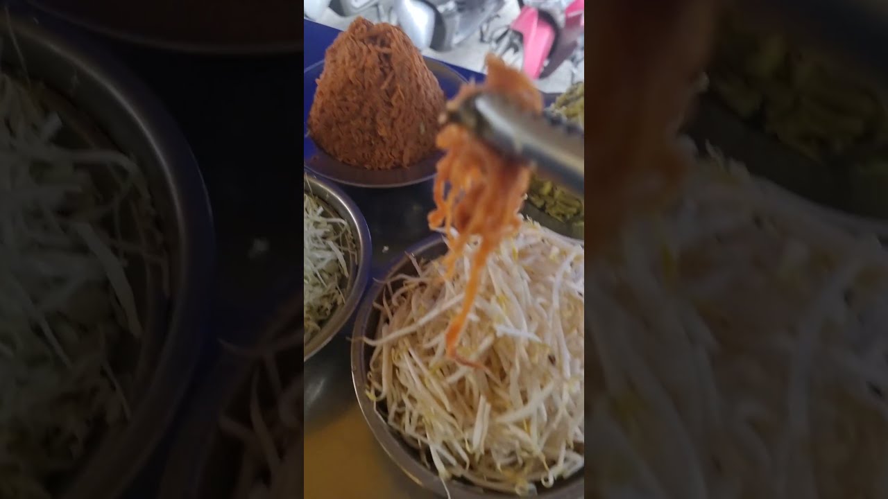 How To Call This Food In Thai Almost Same As Myanmar Mohinga But More Ingredients And I Like It