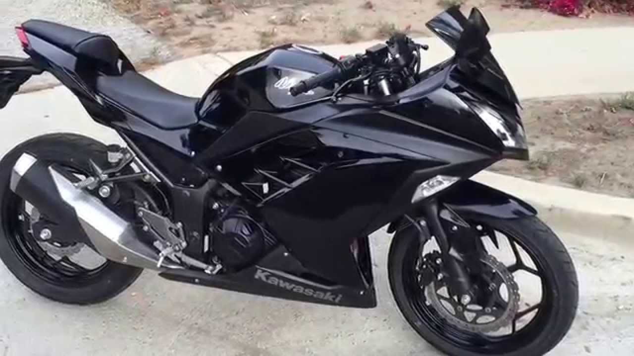 2014 Kawasaki Ninja 300 Walk Around (HID and rev on stock exhaust