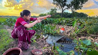 Fishing Video || The Brave Girl Showed Everyone His Best Fishing Technique in the Field Canal