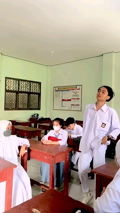 Prank kibas depan cewe disekolah ll Ulil #shorts #rambutkeren #fashion #fyp #fashionkekinian