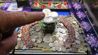 OH WOW LOOK AT ALL THAT SHINNY STUFF $1500 BUY IN