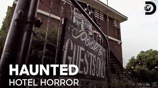 A Ghostly Presence Makes Itself Known | Ghost Adventures S10 E13 | Discovery Channel India Update