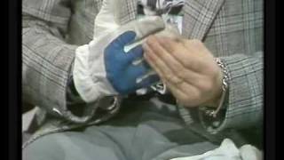 Play video: Phil Parkes Talks Gloves (1975)
