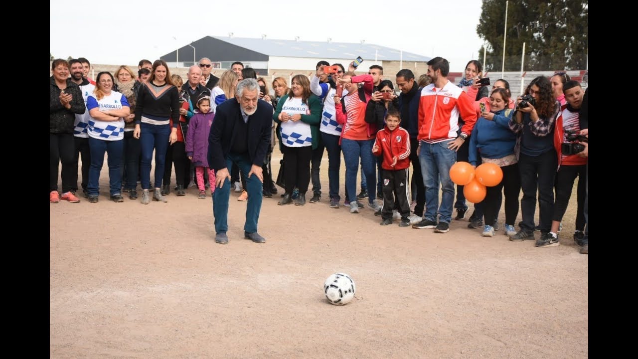 El Gobernador inauguró obras en el Club Huracán video editing software free