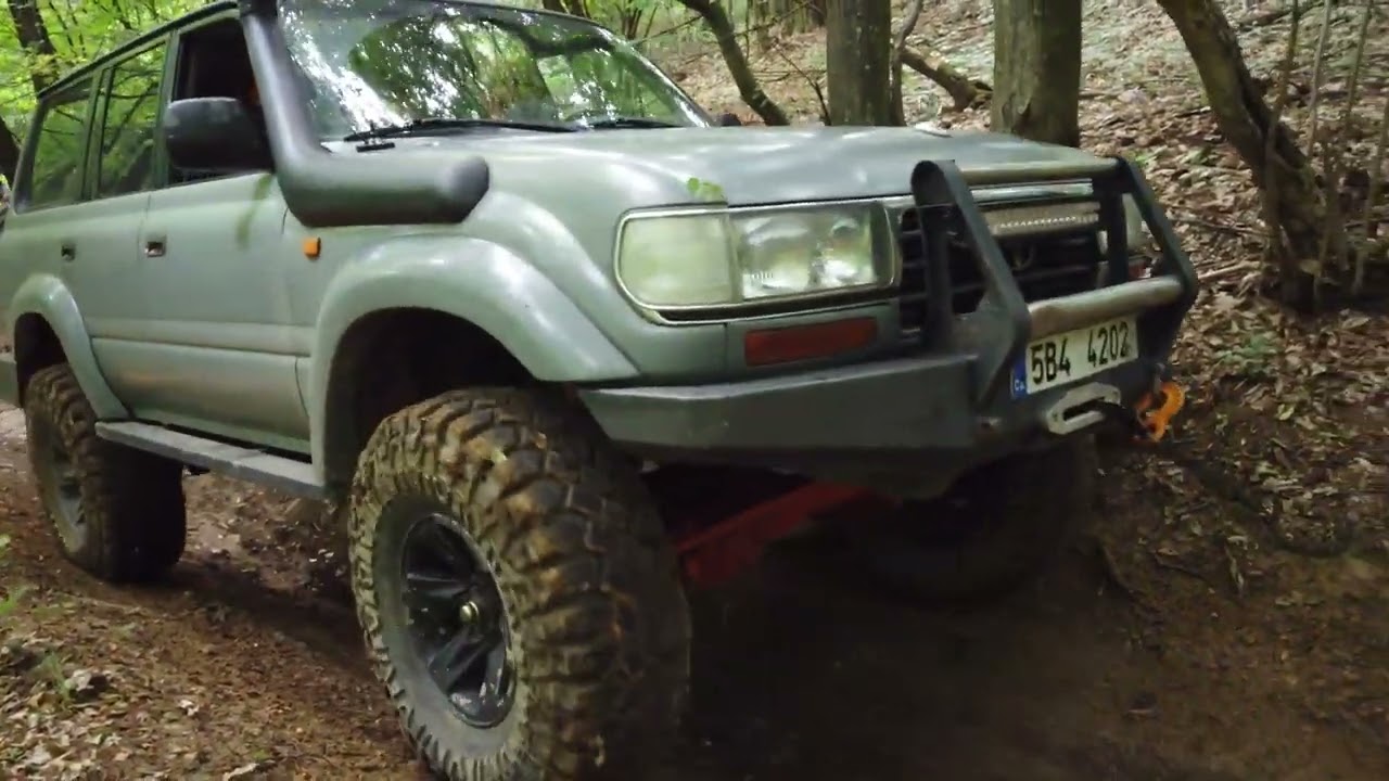 Romania 2022 4x4 Land Cruisers 1 part