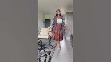 How to style pleated skirts #styling #whattowear #fashion #outfitideas #workoutfit #outfitsinspo