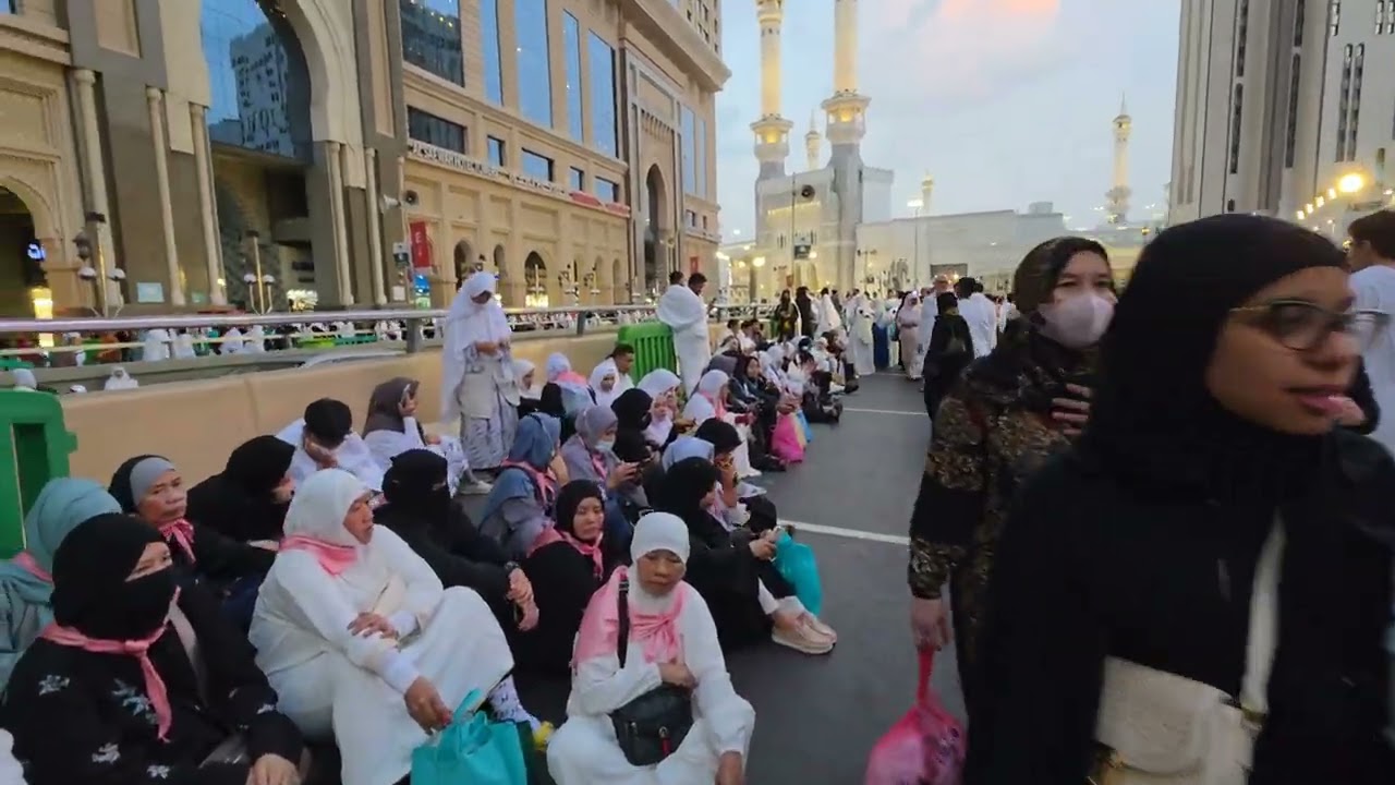 UMROH RAMADHAN HOTEL JAUH PAKE BIS SHUTTEL!! UPDATE KONDISI JAMAAH YANG ADA DI MASJIDIL HARAM MAKKAH