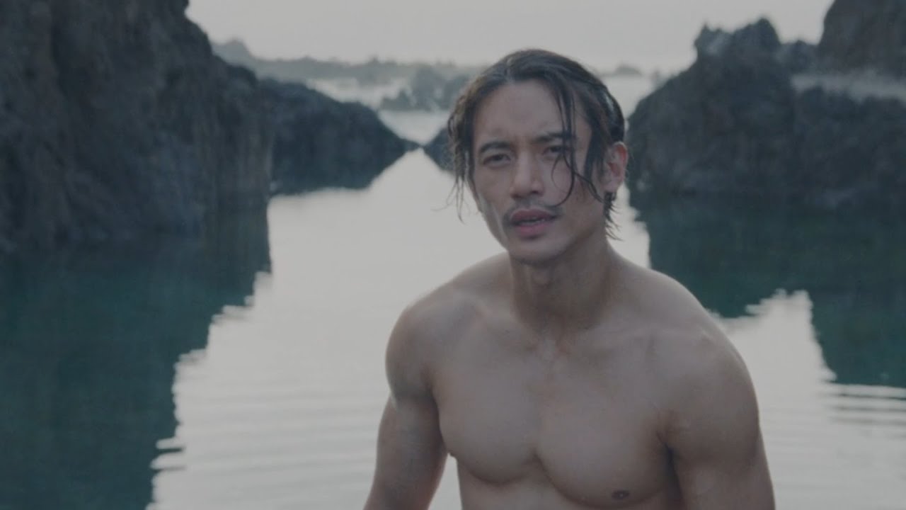 Osha Tries to Assassinate Sith Qimir While He Takes a Bath The Acolyte Episode 6 Star Wars