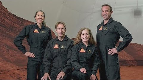 Volunteers to live in Mars simulation for over a year