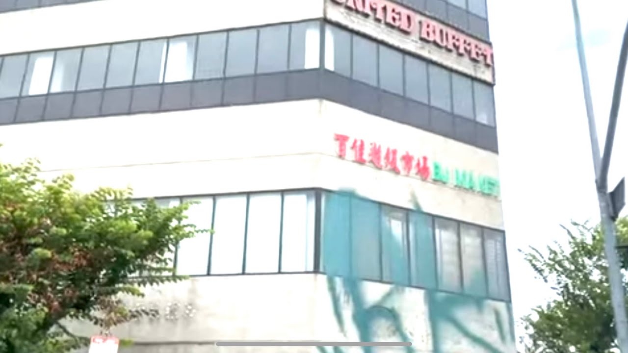 CHINATOWN LOS ANGELES HOMELESS CAMPS MASSIVE GRAFFITI TRASH NO-BUSINESS AFTER DARK VERY DISTURBING!