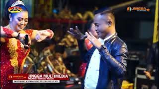 SAJEN KERONG - Erni W & Elok K with Adilaras live Busu Jabung