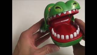 Croco bit me - funny play game - toy game - crocodoc game