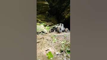 Cave Bogger                                     #scx24 #crawler #yota #fj45 #moforc #injora