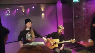 Jojo-Breezy live acoustic VIP Paradiso Amsterdam