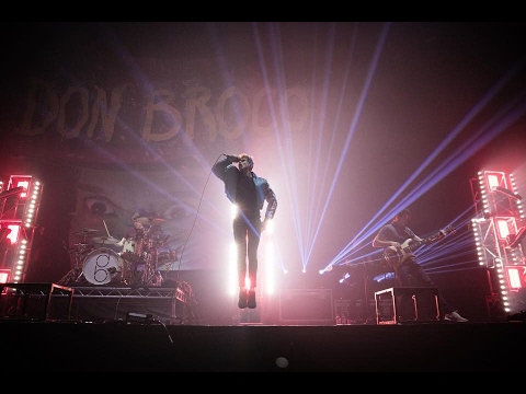⁣DON BROCO - Everybody (Live)