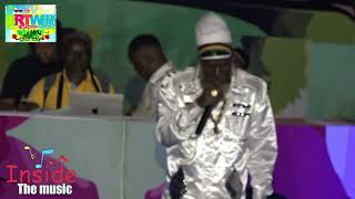 CAPLETON DID A MOMENT OF SILENTS FOR PEETAH MORGAN AND BAD UP THE SELOCTOR AT BRT
