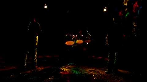 supersonic - oasis cover (by Alexis K" Gallagher) "alexis_homergallagher@hotmail.com"