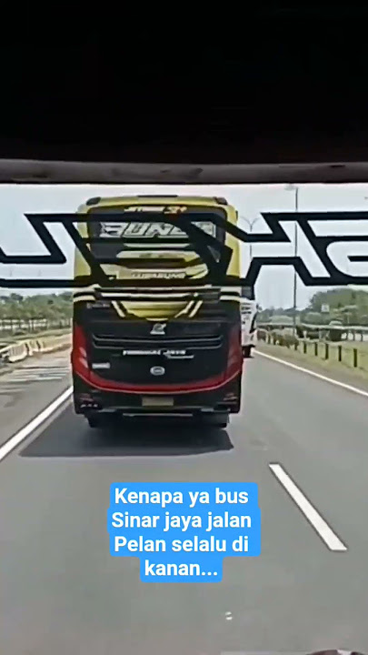 Libas kiri terus lajur kanan ada konvoi bus Sinar jaya #buskuningan #bussinarjaya