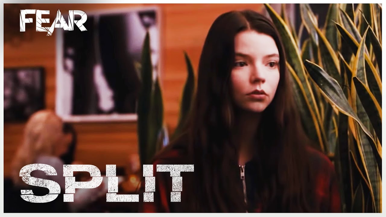 Deleted Scene - 'Casey Alone at The Mall' | Split (2017)