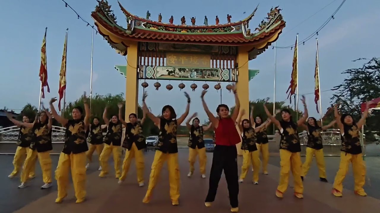 Horseh Karen Boon Dance group  