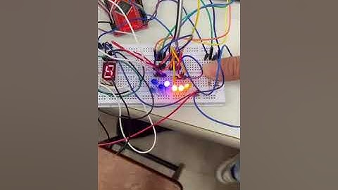 Demo for Digital Lab Week 4 Task 3 traffic light