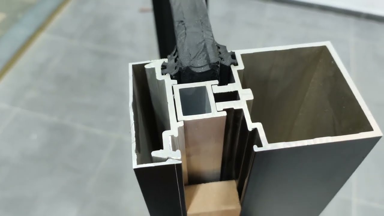 توضيح الفرق بين قطاعات الاستركشر -المليون - الكارتن وول للواجهات