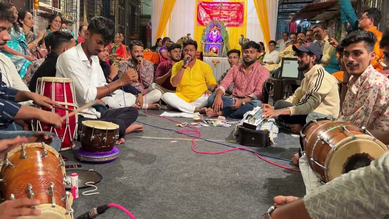 सुटला माझा पदर बाई मी नव्हते भानात अन काळूबाईच वार माझ्या भरलय अंगात 🔱