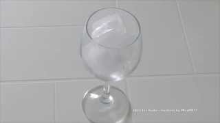 💡 ICE CUBES MELTING - Timelapse