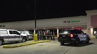 2 men shot, killed in southwest Houston restaurant, HPD says