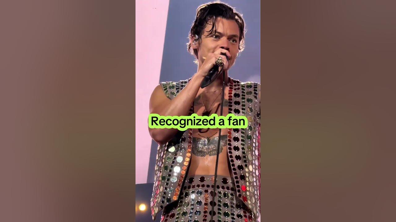 When Singers Saw their Old Fans in Crowd🥰 #shorts