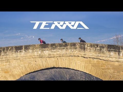 Vidéo: Test du vélo d'aventure Orbea Terra M31 D-19
