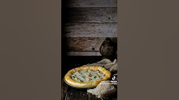 Thumbnail of pizza hitsMajalengka #fyp #fypシ #majalengka  #shortvidio #pizza #pizzahut #pizzarecipe
