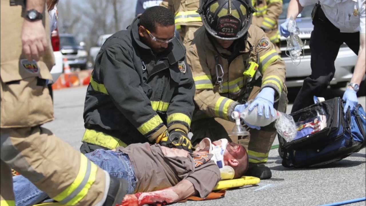 Paramedic - how accident saves lives Paramedic - how accident saves lives
