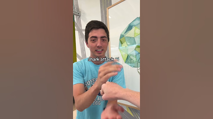 The longest handshake ever (@notcalebellison)