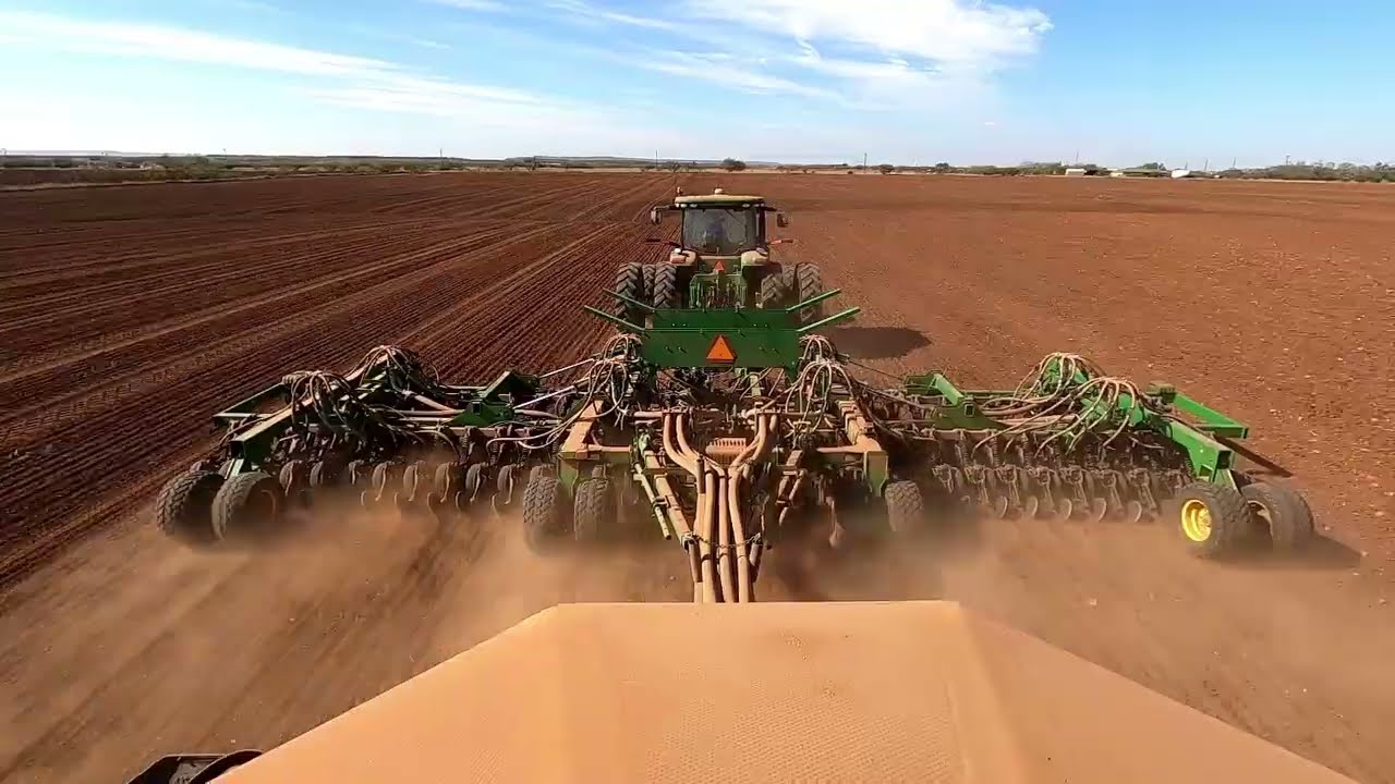 Texas Wheat Planting 2022. John Deere 1890, John Deere 1830, 8310r, 9560r.