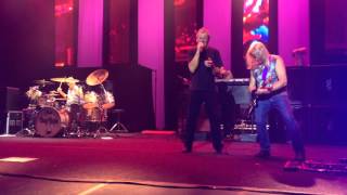 Ian Gillan ★ Steve Morse ★ scat ★ Deep Purple ★ live Count Basie Theatre Red Bank New Jersey 2015 screenshot 5