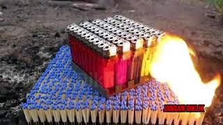 WOW Inilah Yang Terjadi Jika Korek Api Gas Dibakar Diatas Korek Api Kayu. Hasilnya Mengejutkan!