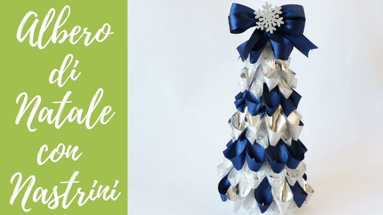 Albero Di Natale Con Nastrini