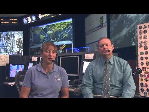 NASA Astronaut Talks Space with Students