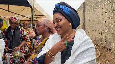 MERCY AIGBE KNEELS TO GREET MADAM SAJE AS JIDE KOSOKO, OLAIYA IGWE, FEMI ADEBAYO AND OGA BELLO WATCH