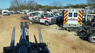 Download Lagu CRUSHING AMBULANCE CABS \u0026 FRAME in MINERAL WELLS SALVAGE YARD!! MP3
