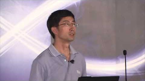 Xin Tong shows live demo of Kinect-based Object Digitization