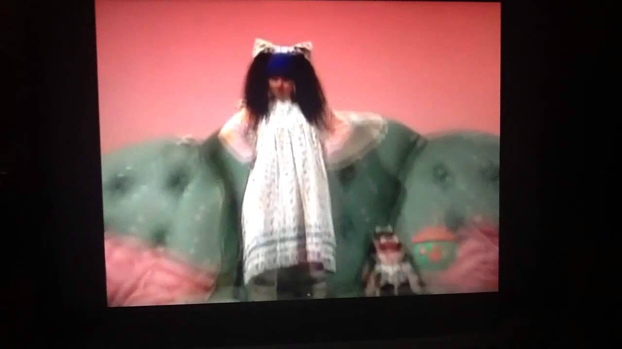 Big Comfy Couch Feast of Fools 10 Second Tidy YouTube