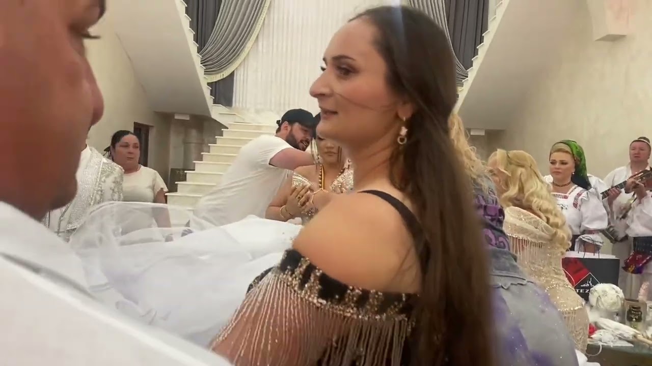 5 iulie 2025 patroana la Luci orijnala  la logonă