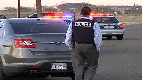 DIANA ROBLEDO - UNIVISION 27 - HOSTAGE SITUATION.avi