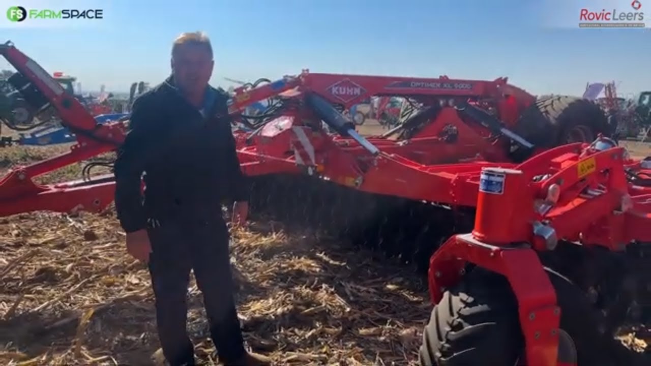 Hoe loop die Kuhn Optimer XL9000 dis in VAL Boeredag 2024 se grond?