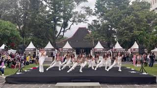 [311223] LOONA (이달의 소녀) - 'Intro + Butterfly' Dance Cover by PINK CRUSH from Indonesia